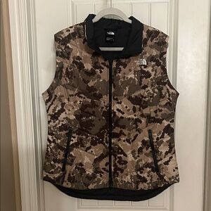 The North Face L Brown Camo Vest